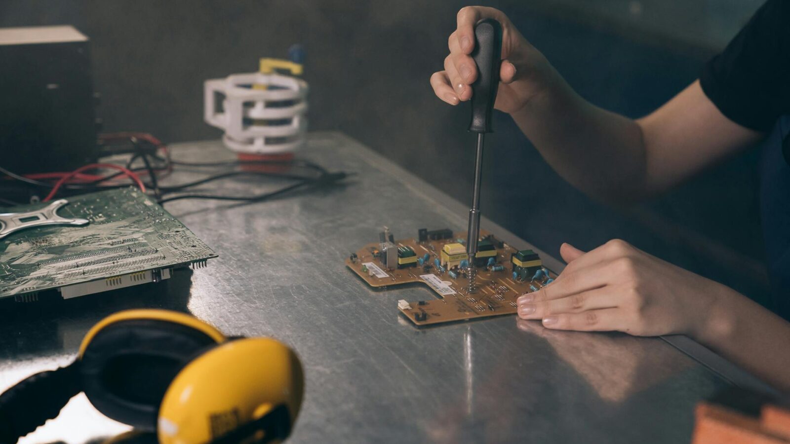 ESP32 pour débutants : 7 projets WiFi à réaliser en une soirée