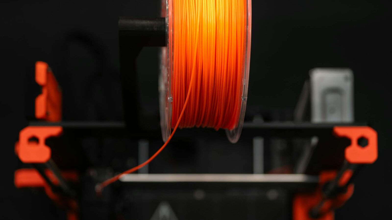 Filament chargé carbone 3D : guide pratique pour choisir et imprimer PLA-CF, PETG-CF et PA-CF