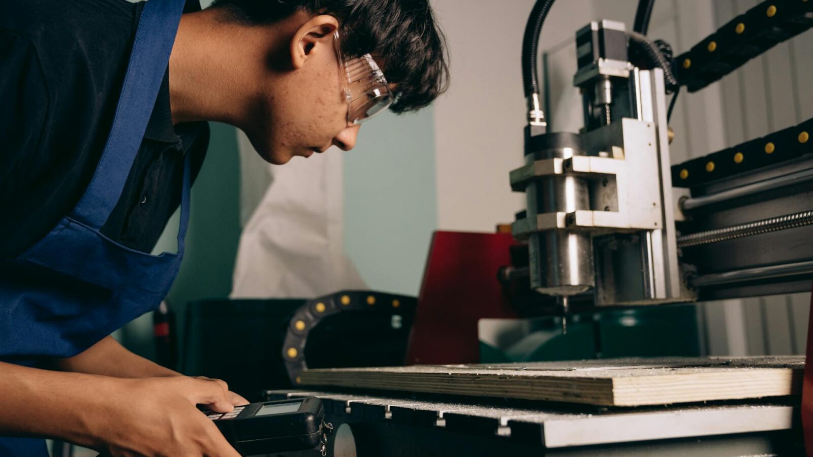 Shapeoko 5 Pro avis : la CNC qui convainc les makers sérieux