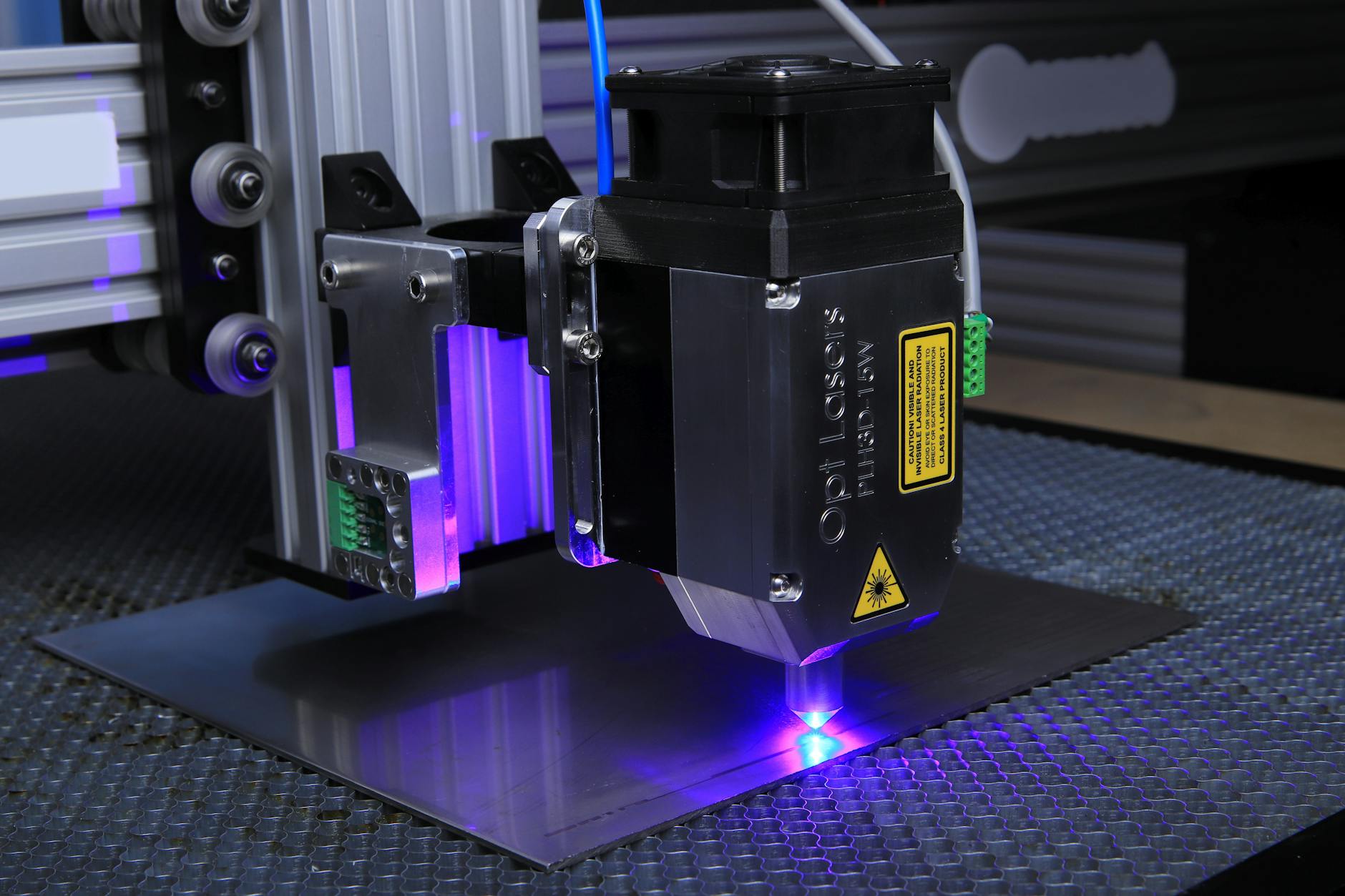 Résultat gravure laser sur surface en bois